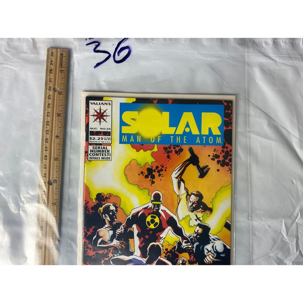 Solar Man of the Atom Comic Book August No 24‎ Valiant Comics